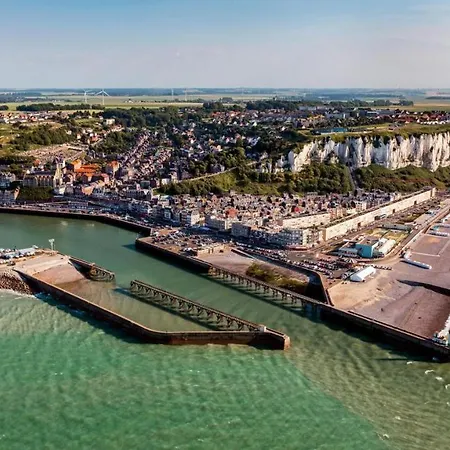 Cote Et * ル・トレポール